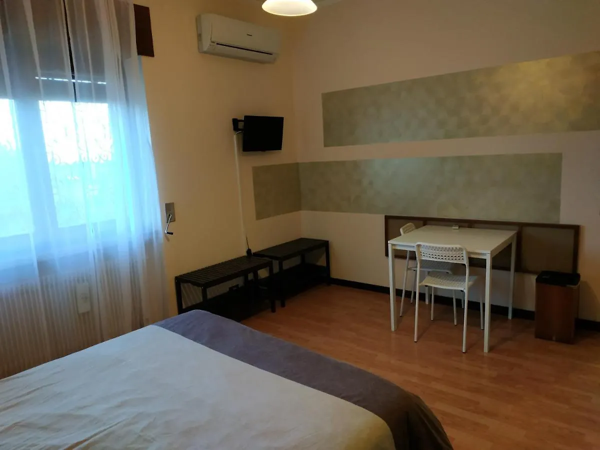 B&B Villa Filotea & Apartment Desenzano del Garda Nocleg ze śniadaniem