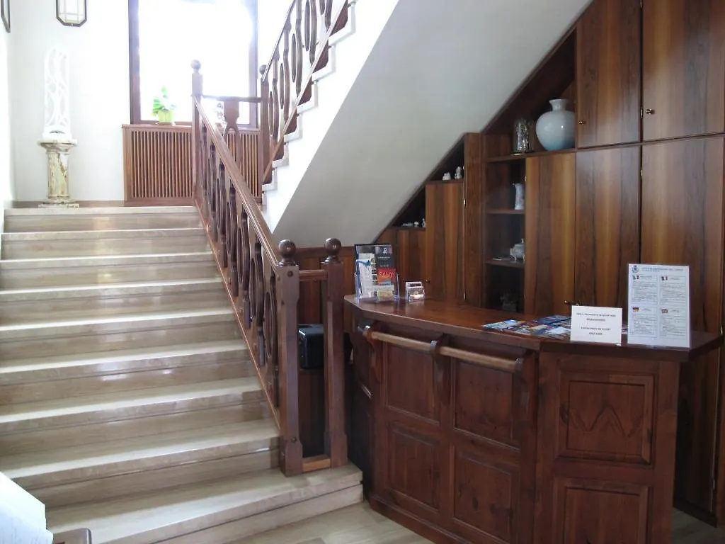 B&B Villa Filotea & Apartment Desenzano del Garda 3*,