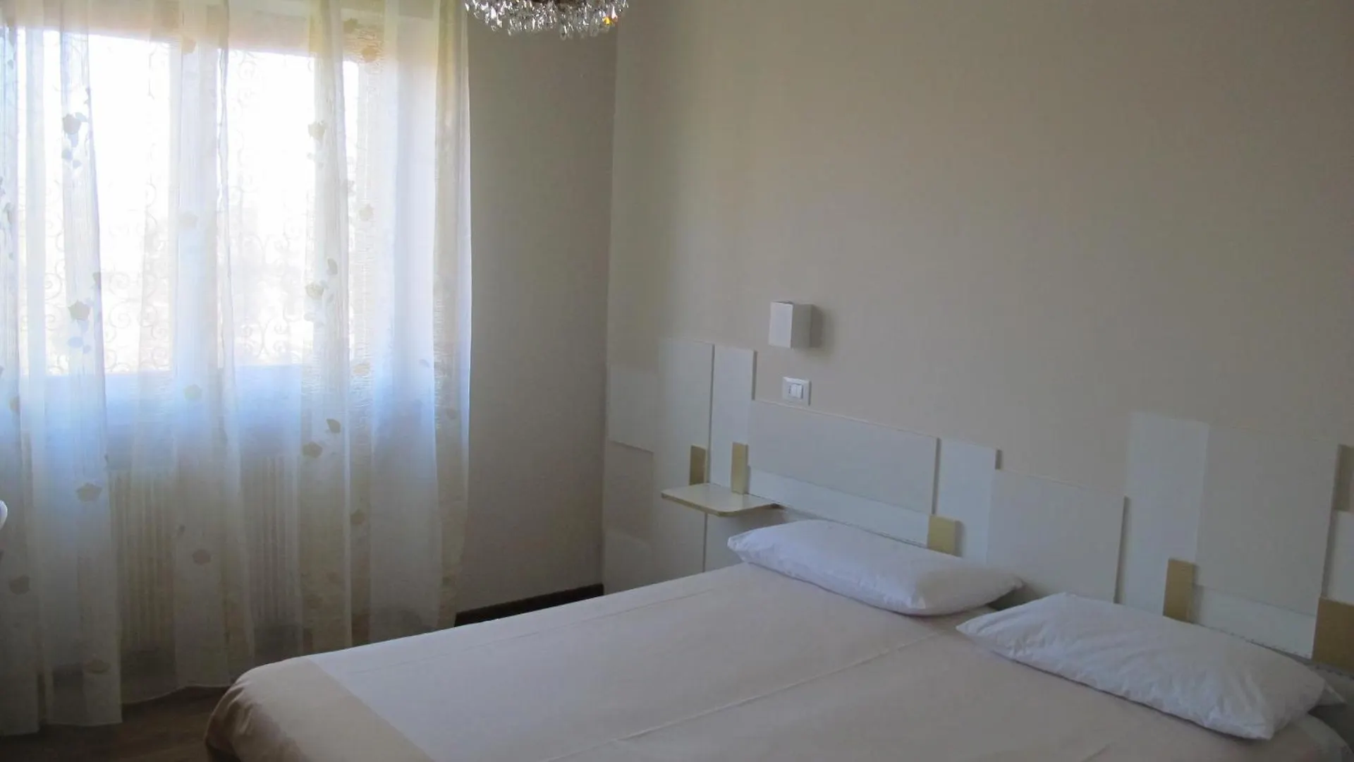 B&B Villa Filotea & Apartment Desenzano del Garda Bed & Breakfast